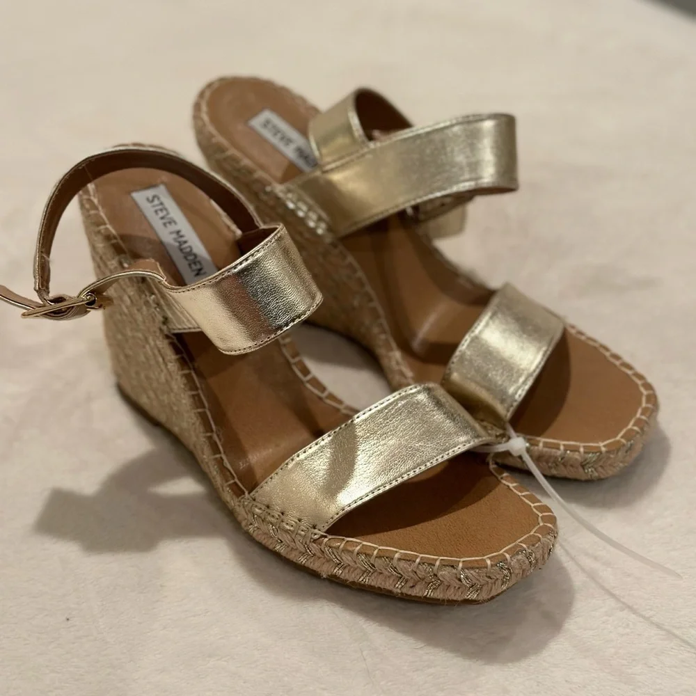 Steve Madden Size 9.5 URI Wedge Sandals - Picture 2 of 5